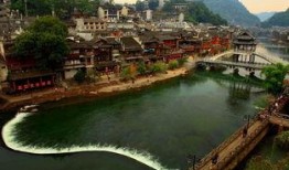 爆料凤凰古城抖音视频下载