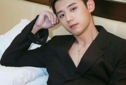 张继科前女友爆料视频,揭秘两人分手背后真相