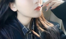 圈内爆料杨超越恋情微博,甜蜜恋情引发网友热议